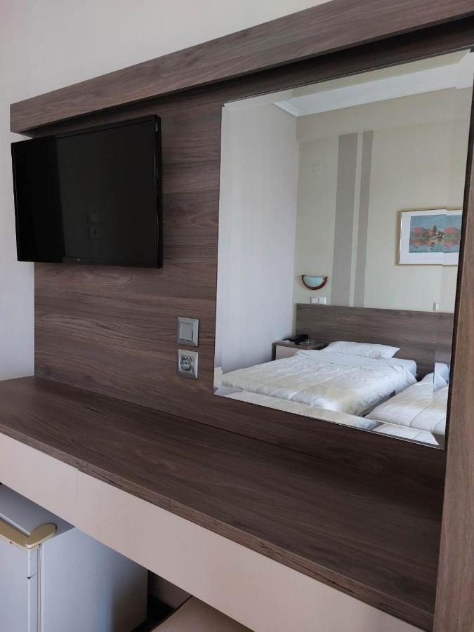 Oceanis Hotel Солун Екстериор снимка