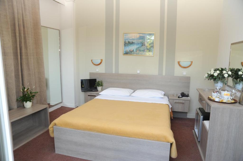 Oceanis Hotel Солун Стая снимка