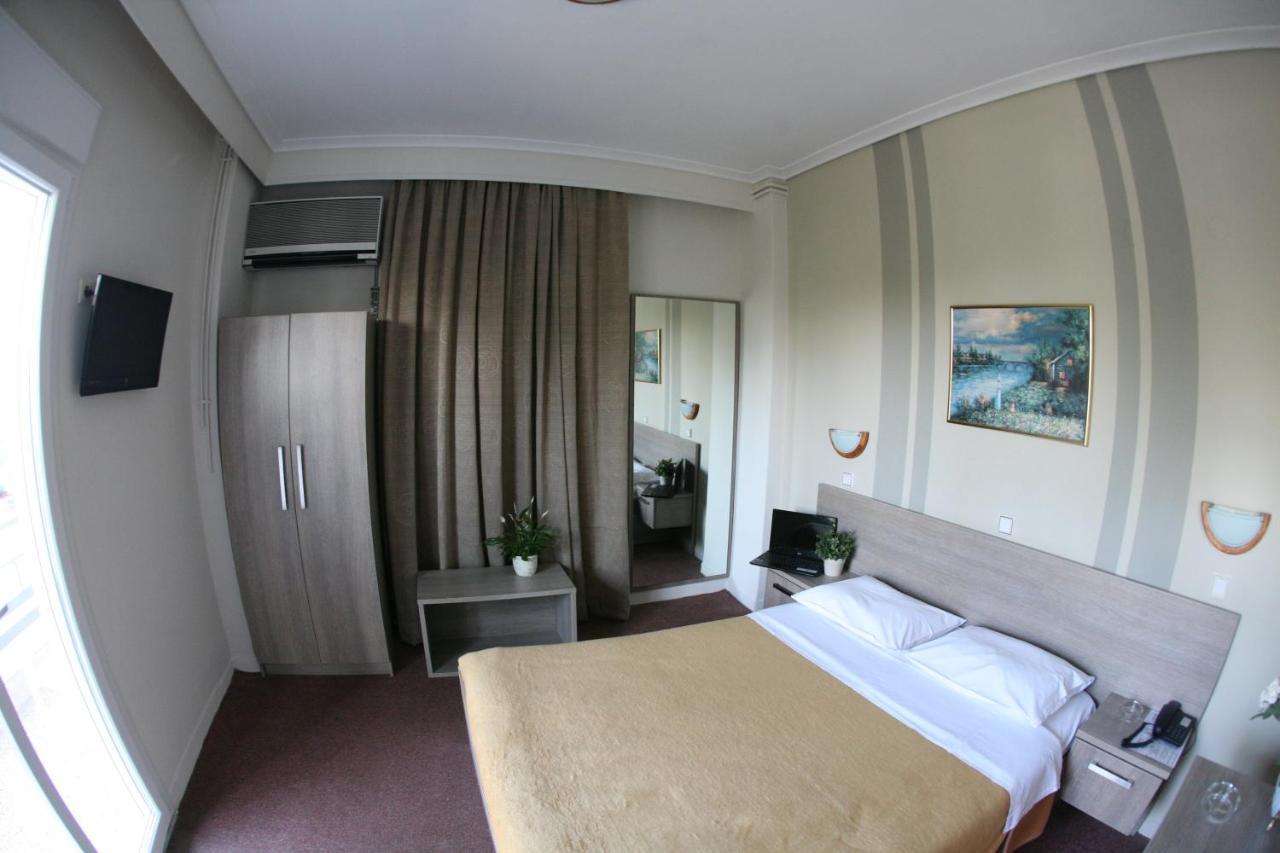 Oceanis Hotel Солун Стая снимка